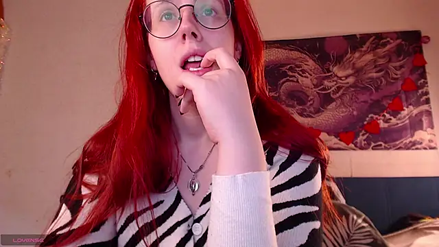Snapshot of VanessaLincum chatting on May 28, 2026, 6:54 am VanessaLincum online show from May 28, 2026, 6:54 am