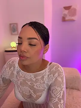 Sara LipsX online show from February 22, 2026, 3:09 am