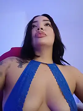 Snapshot of Sara_LipsX chatting on November 15, 2025, 3:32 am Sara LipsX online show from November 15, 2025, 3:32 am