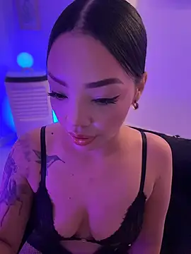 Sara LipsX online show from January 18, 2026, 1:31 am