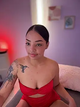 Snapshot of Sara_LipsX chatting on May 24, 2026, 10:09 pm Sara LipsX online show from May 24, 2026, 10:09 pm