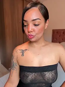Snapshot of Sara_LipsX chatting on July 10, 2026, 10:54 pm Sara LipsX online show from July 10, 2026, 10:54 pm
