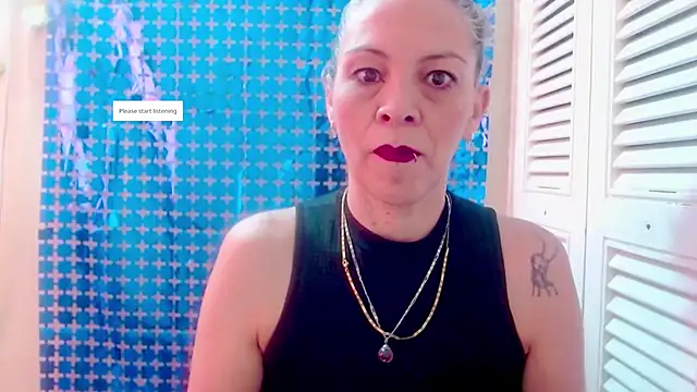 Snapshot of electra-mommy chatting on November 21, 2025, 12:15 pm electra-mommy online show from November 21, 2025, 12:15 pm