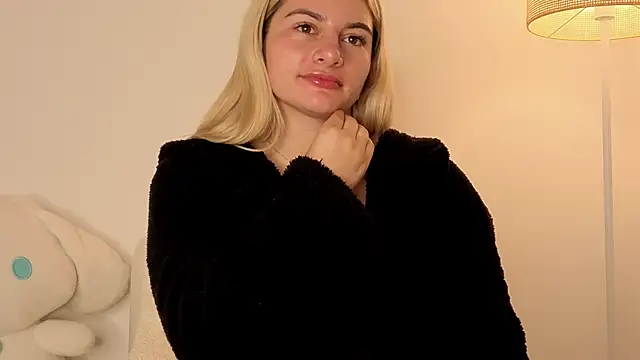 Snapshot of AtheneaRossi chatting on November 25, 2025, 1:50 am AtheneaRossi online show from November 25, 2025, 1:50 am