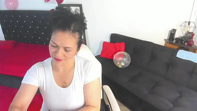 Snapshot of Aliciia_cute1 chatting on June 30, 2026, 9:15 pm Aliciia cute1 online show from June 30, 2026, 9:15 pm