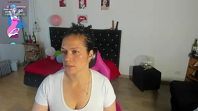 Snapshot of Aliciia_cute1 chatting on March 16, 2026, 9:28 pm Aliciia cute1 online show from March 16, 2026, 9:28 pm