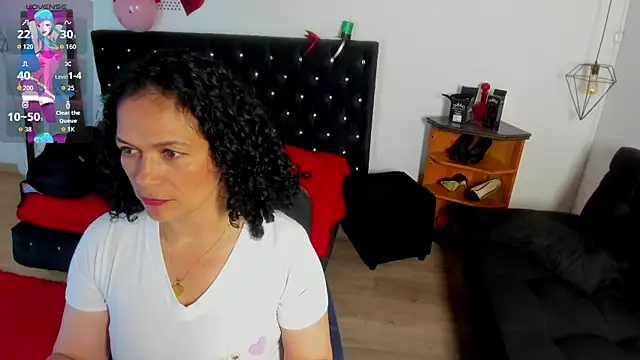 Snapshot of Aliciia_cute1 chatting on July 18, 2026, 9:45 pm Aliciia cute1 online show from July 18, 2026, 9:45 pm