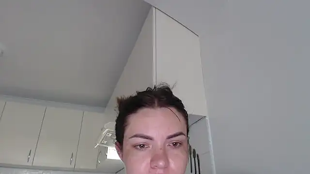 Snapshot of _JustmeHere_ chatting on July 5, 2026, 8:32 am JustmeHere online show from July 5, 2026, 8:32 am