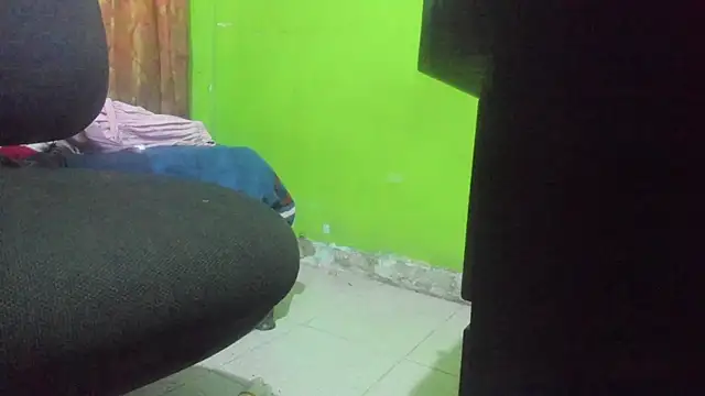 Brenda Smith69 online show from November 4, 2025, 8:01 pm