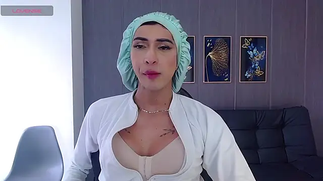 Snapshot of Evelynn_sex_ chatting on October 17, 2025, 12:29 pm Evelynn sex online show from October 17, 2025, 12:29 pm