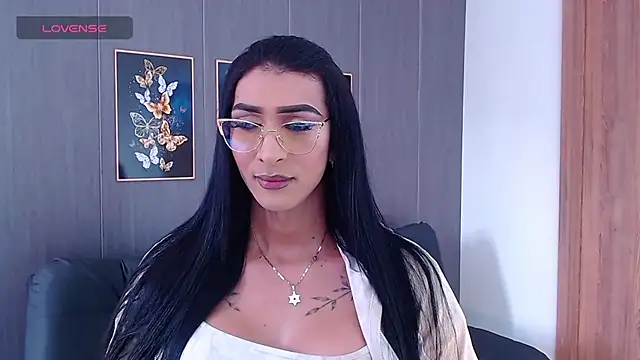 Snapshot of Evelynn_sex_ chatting on November 27, 2025, 1:11 pm Evelynn sex online show from November 27, 2025, 1:11 pm