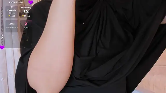 anna-henao online show from February 5, 2026, 8:59 pm