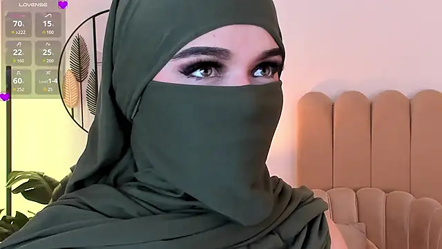 Snapshot of anna-henao chatting on May 22, 2026, 10:19 pm anna-henao online show from May 22, 2026, 10:19 pm