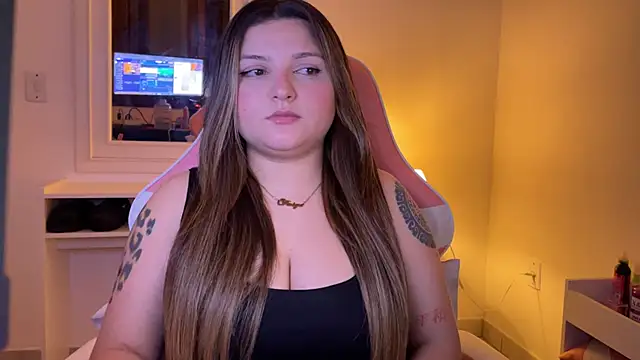 SweetPaige  online show from September 15, 2025, 2:12 am