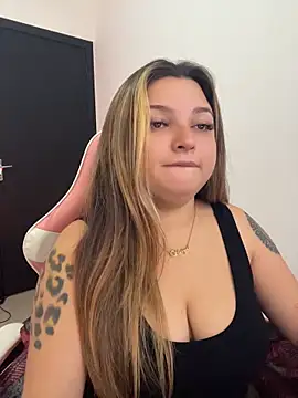 Snapshot of SweetPaige_ chatting on May 23, 2026, 2:49 pm SweetPaige online show from May 23, 2026, 2:49 pm