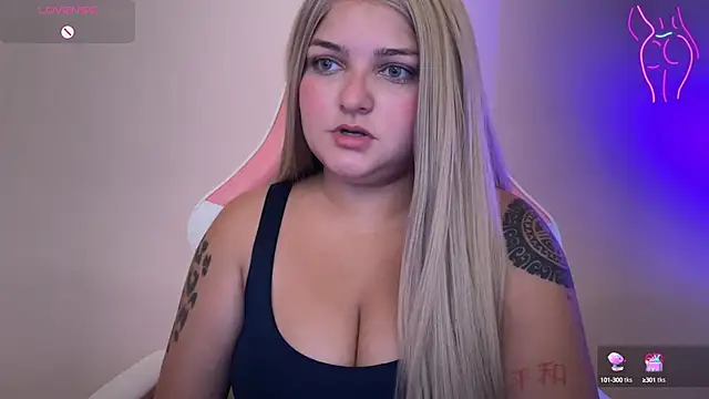 SweetPaige  online show from February 23, 2025, 5:50 pm