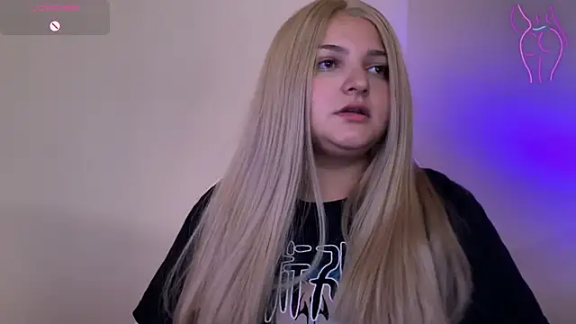 SweetPaige  online show from February 14, 2025, 7:33 pm