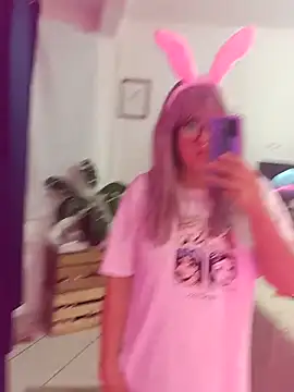 Snapshot of Celestte22 chatting on November 9, 2025, 1:42 am Celestte22 online show from November 9, 2025, 1:42 am