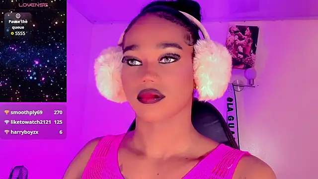 Snapshot of naomy__xx chatting on December 14, 2025, 12:44 pm naomy xx online show from December 14, 2025, 12:44 pm