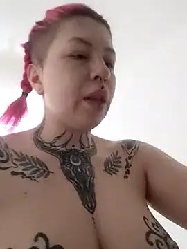 Snapshot of divine_eve chatting on March 22, 2025, 12:14 pm divine eve online show from March 22, 2025, 12:14 pm