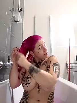 Snapshot of divine_eve chatting on September 28, 2025, 8:54 am divine eve online show from September 28, 2025, 8:54 am