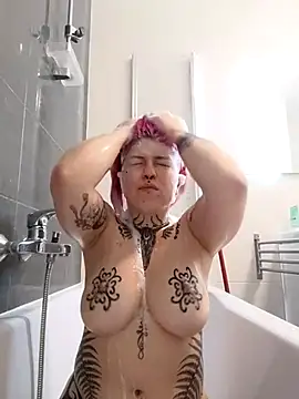 Snapshot of divine_eve chatting on October 20, 2025, 7:03 pm divine eve online show from October 20, 2025, 7:03 pm