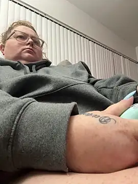 Snapshot of BBW2320 chatting on September 21, 2025, 4:39 am BBW2320 online show from September 21, 2025, 4:39 am