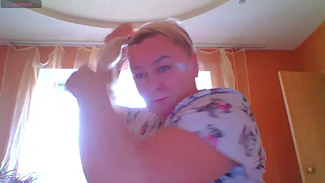 mira robinsonnn online show from October 8, 2025, 2:46 am