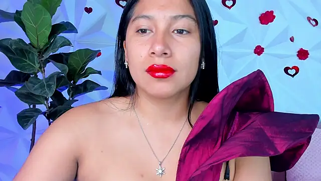 LinnaGardenia online show from March 22, 2025, 2:14 pm