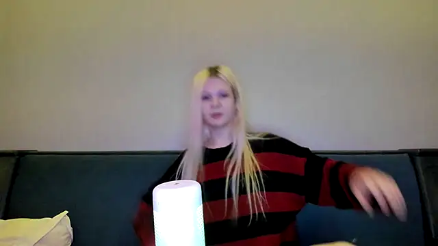 Snapshot of sashakiss99 chatting on January 2, 2025, 10:33 pm sashakiss99 online show from January 2, 2025, 10:33 pm