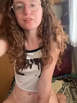 Snapshot of _foxygirl_ chatting on June 4, 2026, 9:58 am foxygirl online show from June 4, 2026, 9:58 am