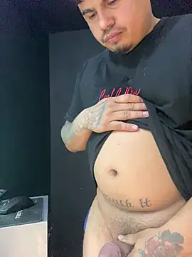 Snapshot of DickMasterfindom chatting on May 22, 2026, 7:17 am DickMasterfindom online show from May 22, 2026, 7:17 am