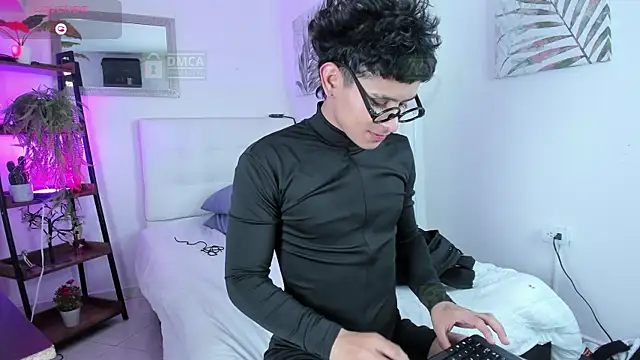Jhonny-Blake online show from April 27, 2026, 8:07 pm