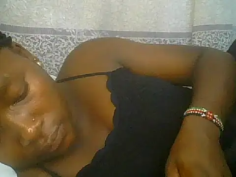 pretty nanah online show from October 6, 2025, 8:09 pm