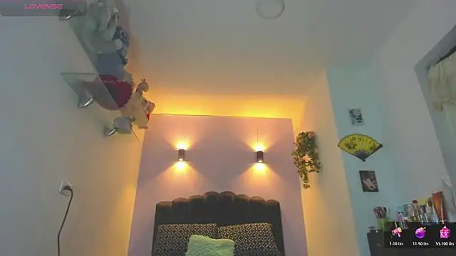 Snapshot of Sofia_Clauss_ chatting on July 6, 2026, 4:41 am Sofia Clauss online show from July 6, 2026, 4:41 am