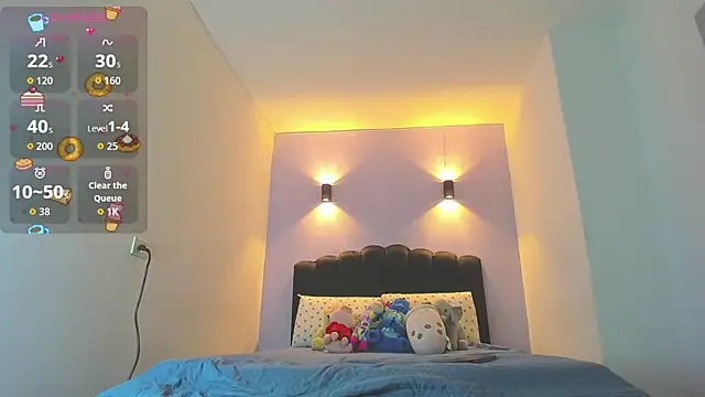 Snapshot of Sofia_Clauss_ chatting on December 3, 2025, 12:01 am Sofia Clauss online show from December 3, 2025, 12:01 am