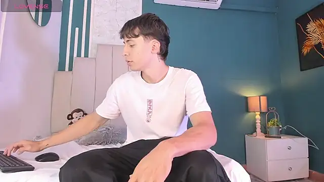 Snapshot of AlessandroDybala chatting on November 30, 2025, 1:12 pm AlessandroDybala online show from November 30, 2025, 1:12 pm