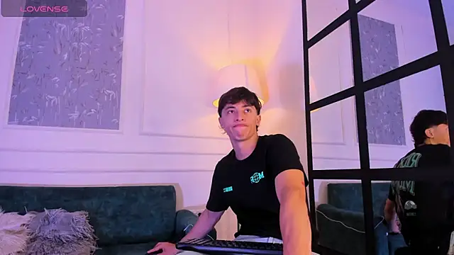 Snapshot of AlessandroDybala chatting on October 22, 2025, 12:26 pm AlessandroDybala online show from October 22, 2025, 12:26 pm