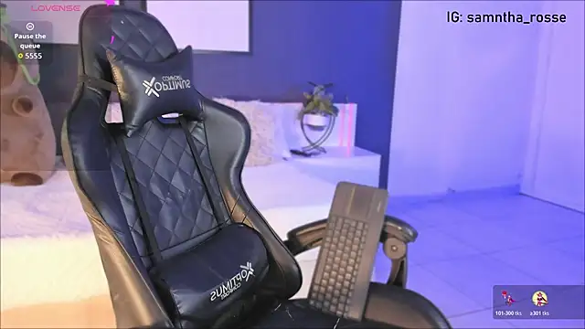 Snapshot of Leyli_Doll chatting on October 21, 2025, 9:36 pm Leyli Doll online show from October 21, 2025, 9:36 pm