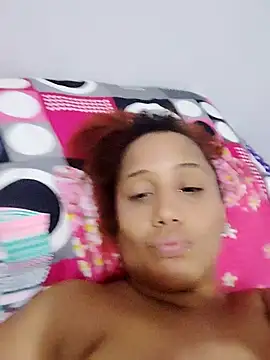 Snapshot of zandra_kiman chatting on February 15, 2026, 4:46 am zandra kiman online show from February 15, 2026, 4:46 am