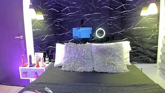 Snapshot of Sofiia-Rubb chatting on November 5, 2025, 4:15 am Sofiia-Rubb online show from November 5, 2025, 4:15 am