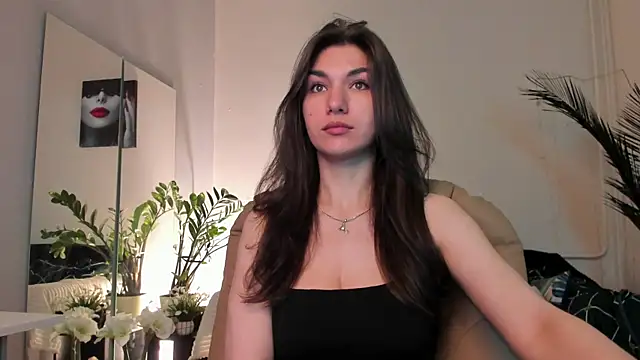 Snapshot of MonicaVii chatting on June 11, 2026, 6:43 am MonicaVii online show from June 11, 2026, 6:43 am