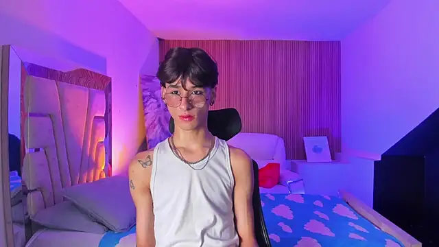 JasperCooper  online show from October 3, 2025, 12:50 pm