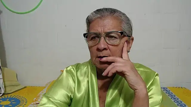 Snapshot of candy_mature_ chatting on February 8, 2026, 12:19 am candy mature online show from February 8, 2026, 12:19 am