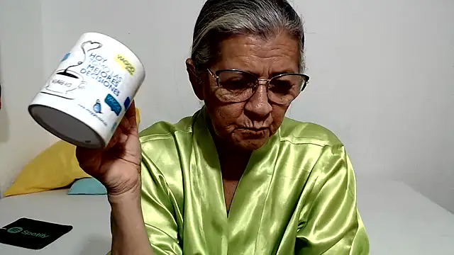 candy mature  online show from June 29, 2026, 11:10 am