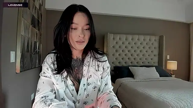 Snapshot of vangie_ chatting on November 30, 2025, 4:30 pm vangie online show from November 30, 2025, 4:30 pm