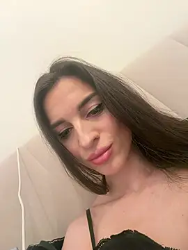 RebecaMur online show from February 28, 2026, 5:34 pm