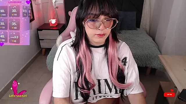 camisweet14 online show from June 2, 2026, 7:25 pm