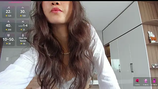 Snapshot of KatyxGold chatting on March 19, 2026, 6:35 am KatyxGold online show from March 19, 2026, 6:35 am