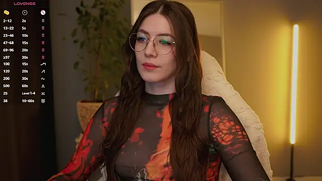 Ester Hill online show from February 5, 2026, 3:13 am